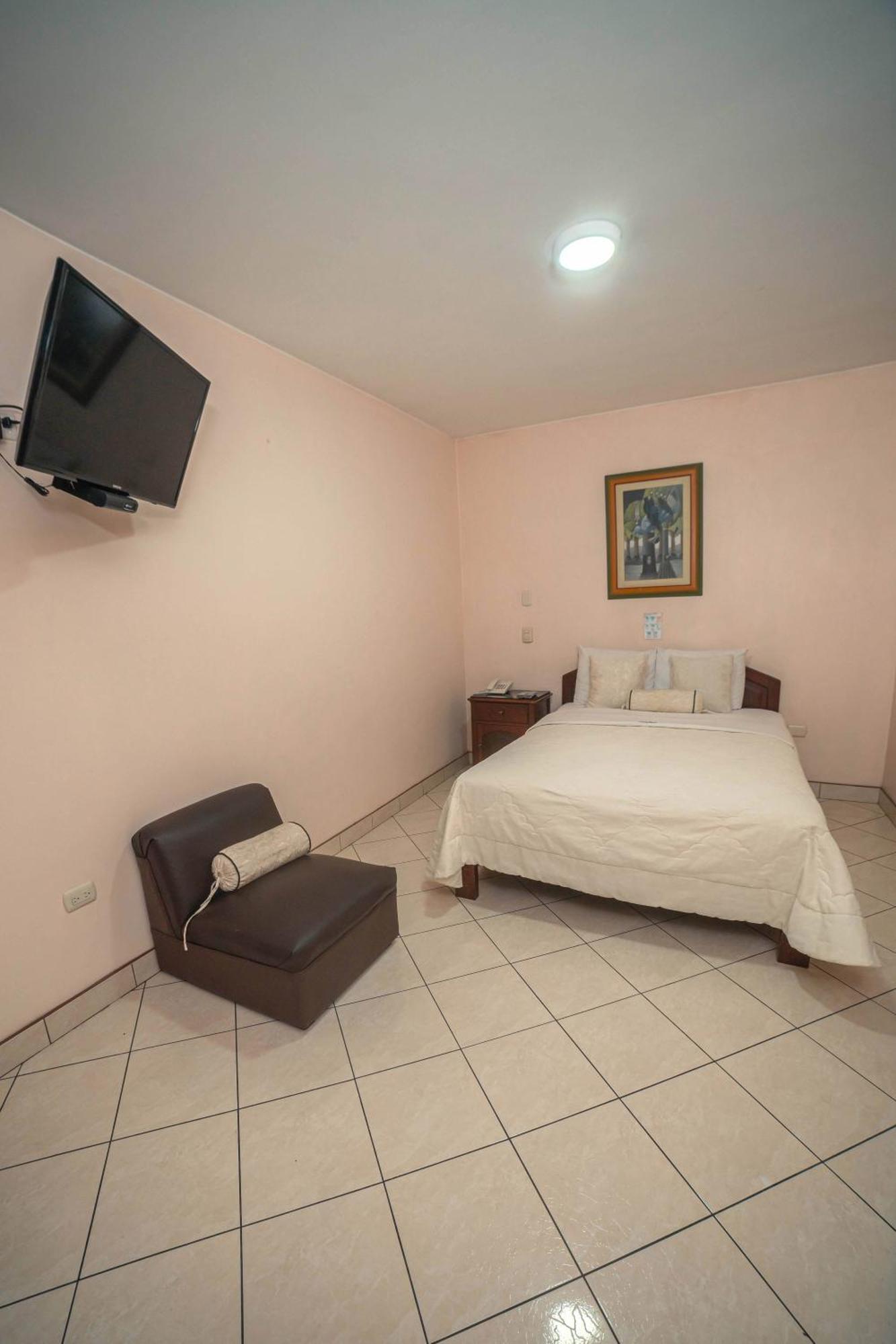 Hotel Torre Norte Trujillo Exterior foto