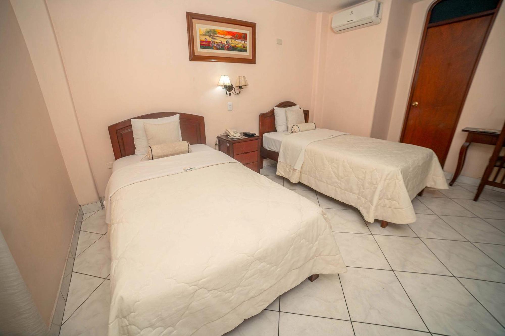 Hotel Torre Norte Trujillo Exterior foto