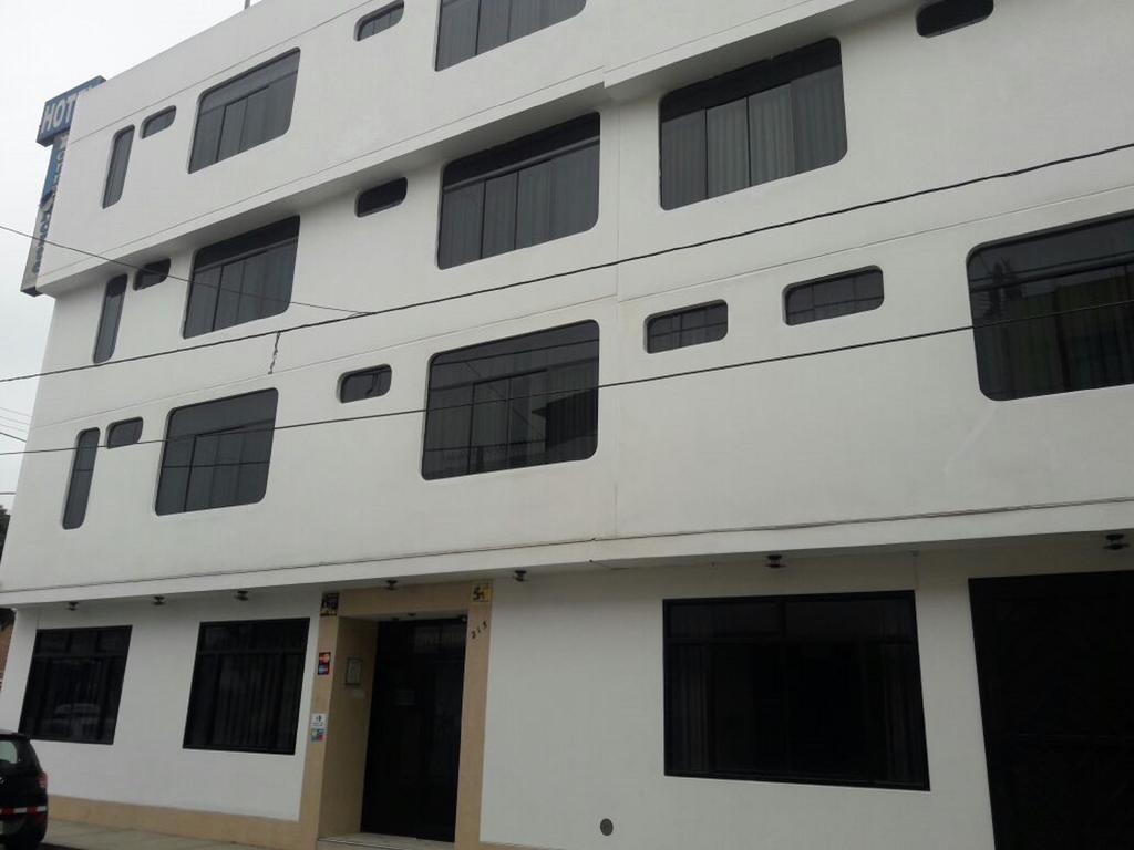 Hotel Torre Norte Trujillo Exterior foto